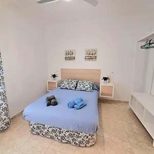 Apt. Cerca De La Playa Y Airport Apartment